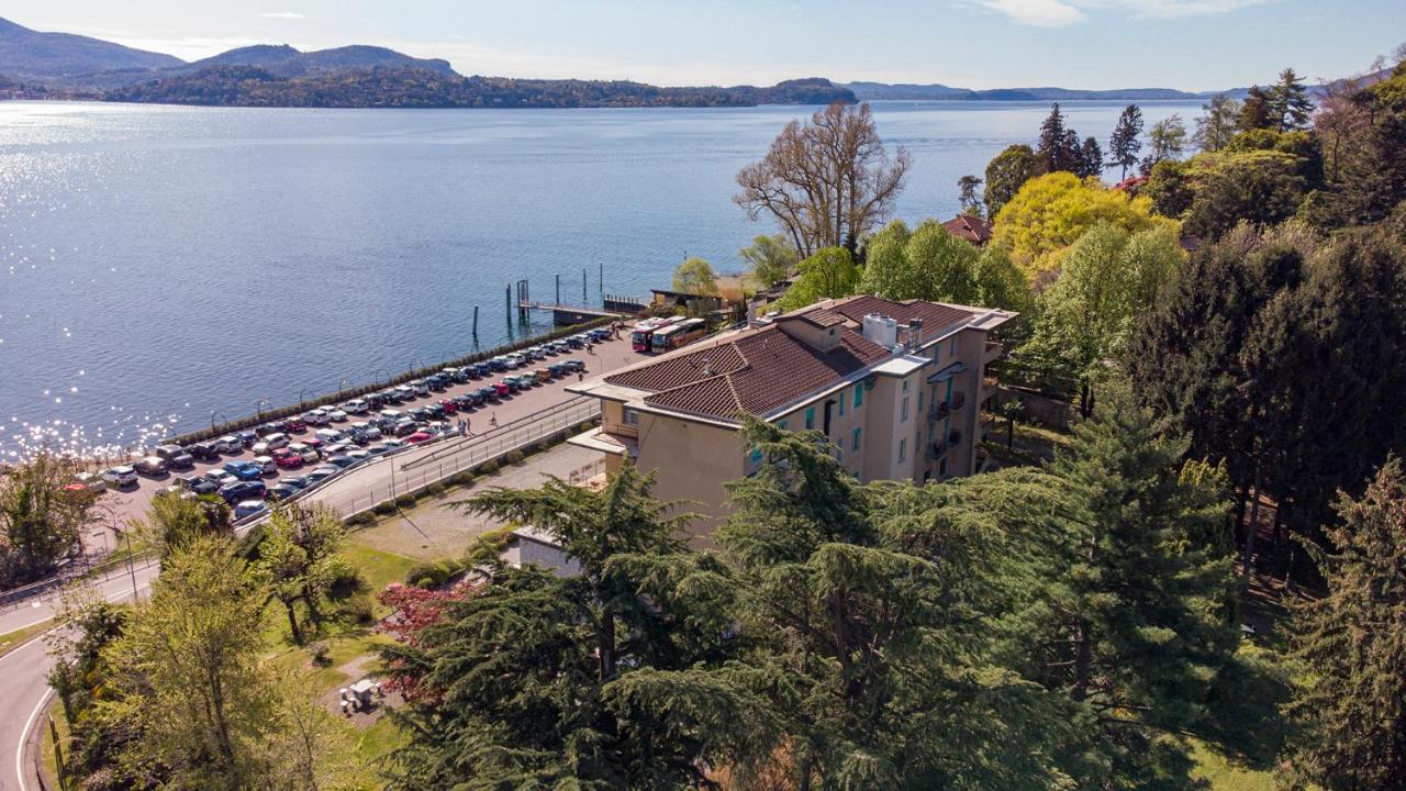 Casa Immacolata Hotel Verbania Bagian luar foto